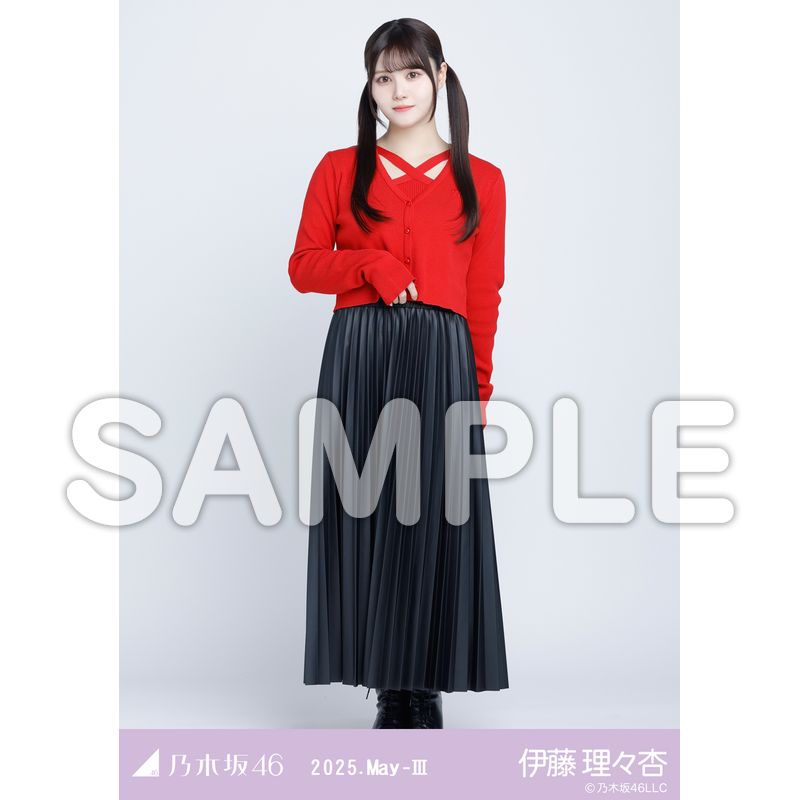 6.レイヤードトップス
