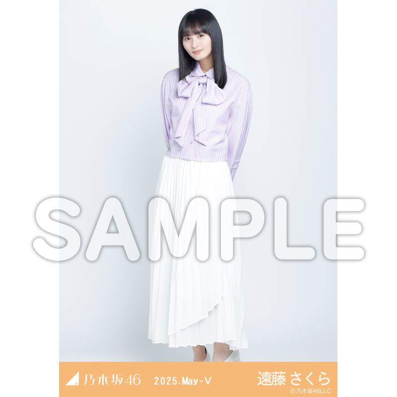 8.ビッグボウタイブラウス